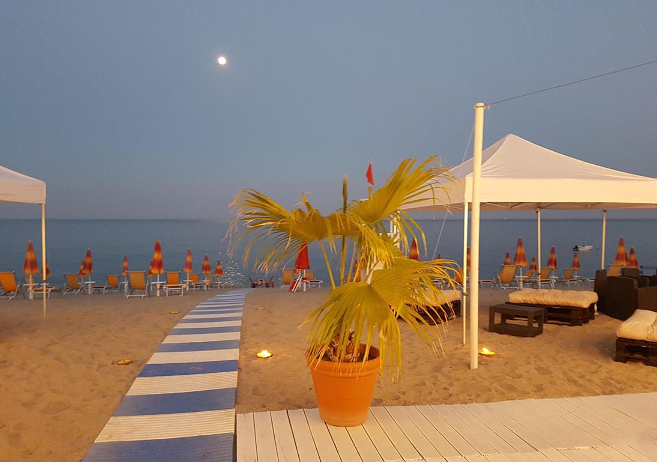 Hotel Federica Riace Marina Zewnętrze zdjęcie